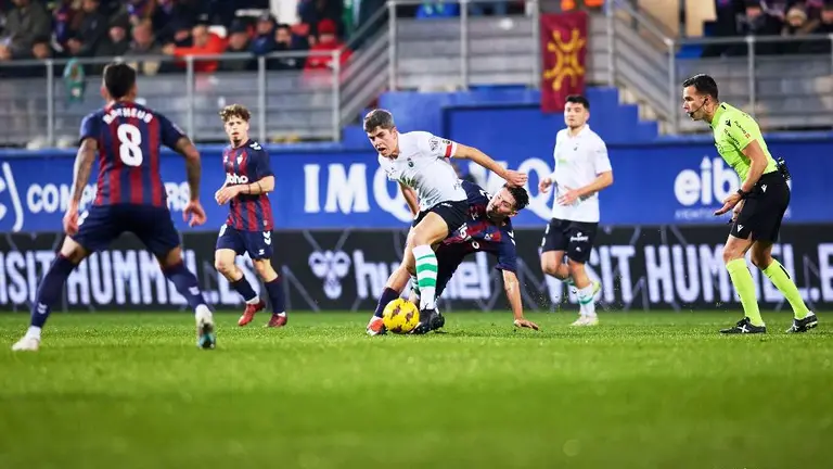 El Racing se medirá al Cartagena el domingo, día 21 de enero,