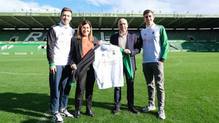 Presentación del acuerdo de promoción en El Sardinero.