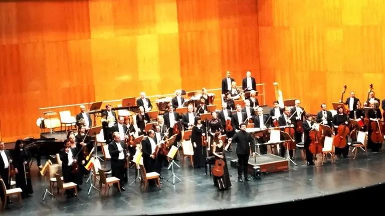 Orquesta Filarm&oacute;nica de Hungr&iacute;a. &Aacute;ngel Camarero