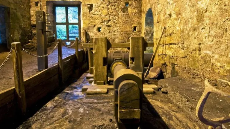 Ferroteca de Cades, en Herrerías. Web del Ayuntamiento.