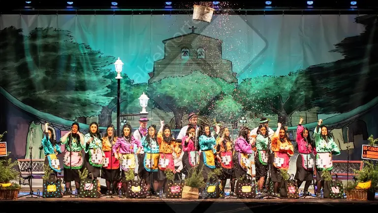 Murga Las Ni&ntilde;as en su representaci&oacute;n. Carnavaldelnorte