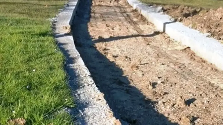 El PRC preguntó que se hará con el cemento vertido.