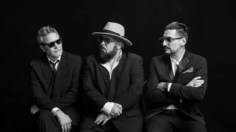 Fun Lovin' Criminals.