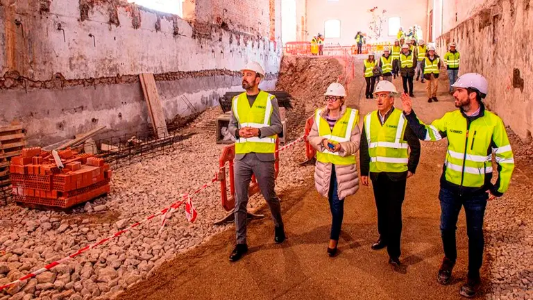 Visita a las obras de La Lechera, en Torrelavega.