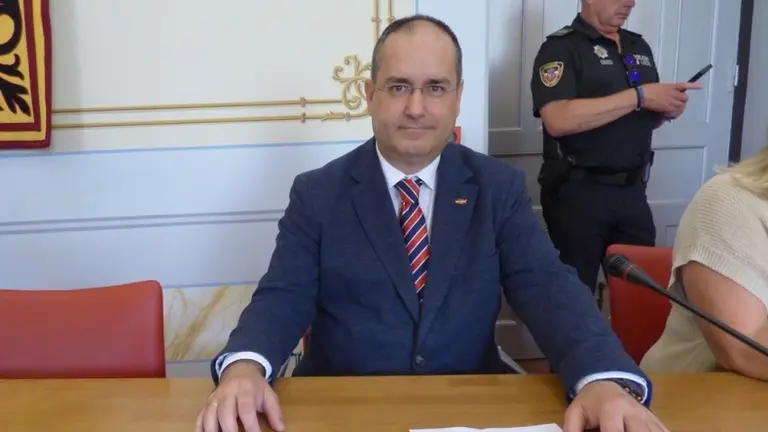 l concejal de Vox en Santoña, Salvador Sarabia.