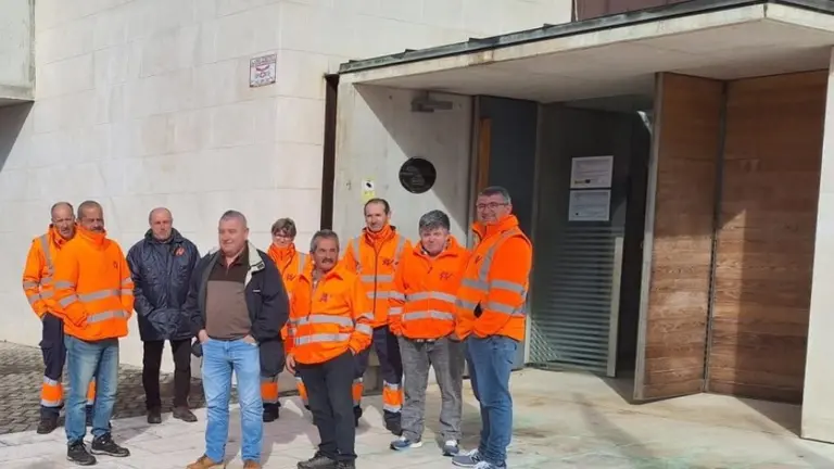 Huelga de recogida de basura en Bezana.