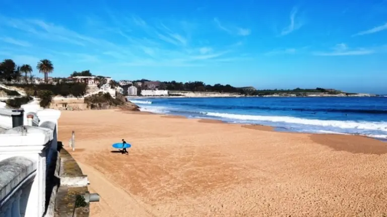 Playa El Sardinero, en Santander. R.A.