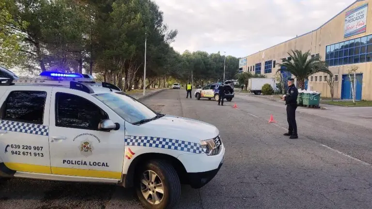 Actuación de la Policía Local de Santoña.