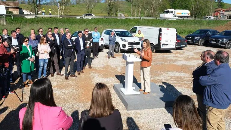 Acto de inicio de las obras en Penagos.