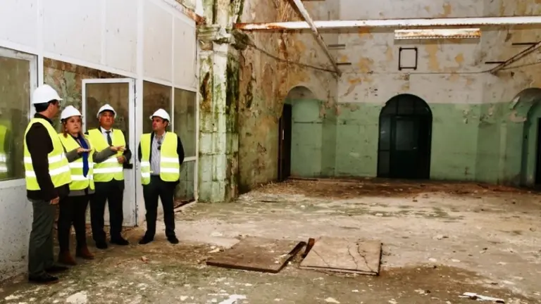 Interior del convento de Las Clarisas, en Santander.