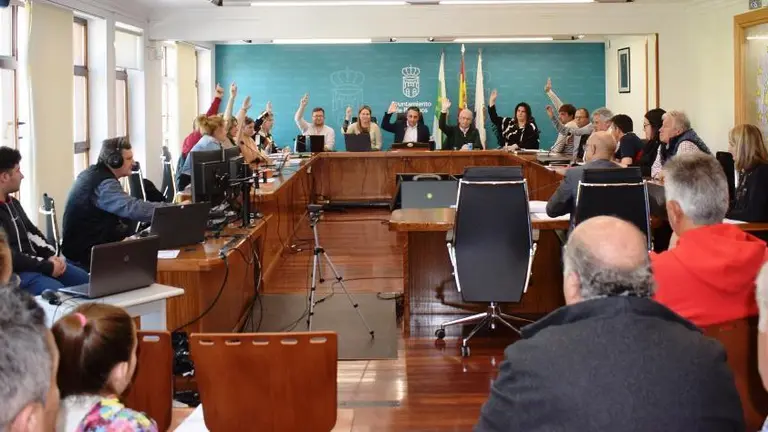 Pleno municipal en Piélagos.