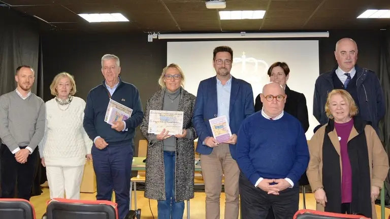 Entrega de los premios del Certamen Literario de Colindres.