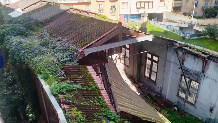 El Ayuntamiento obligado a retirar el amianto.