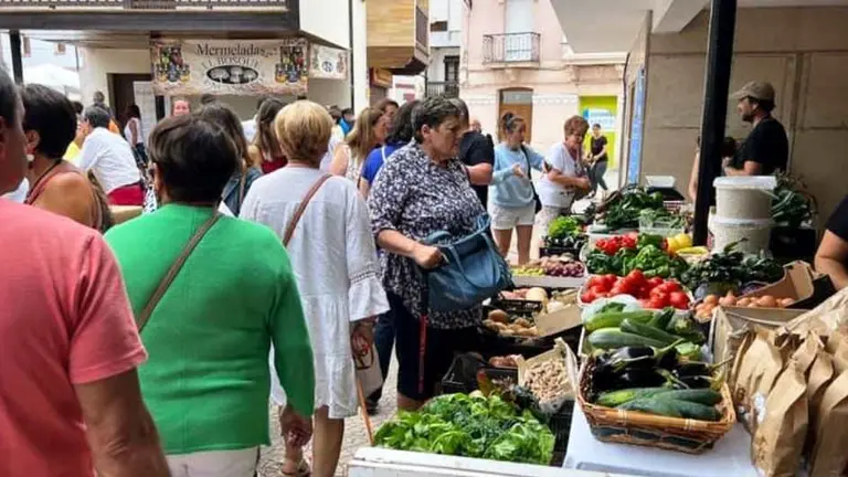 Feria en Ampuero. Facebook