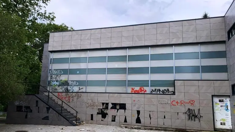 Edificio que se reformarán en Renedo.