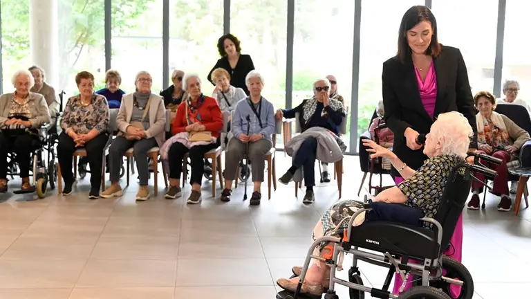 Visita a la Residencia San C&aacute;ndido.