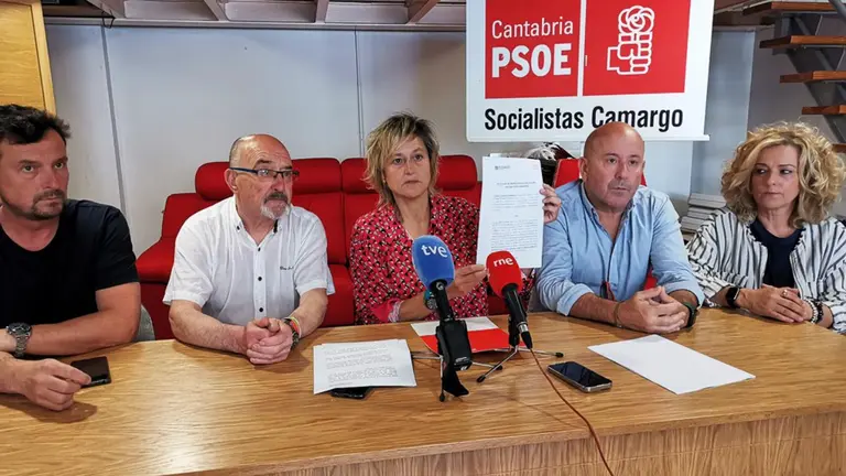 Rueda de prensa ofrecida por el PSOE de Camargo.