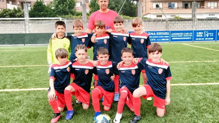 Equipo campeón, el Beti-Ona. R.A.