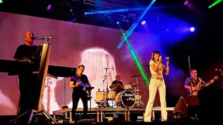 Tributo a la Oreja de Van Gogh.