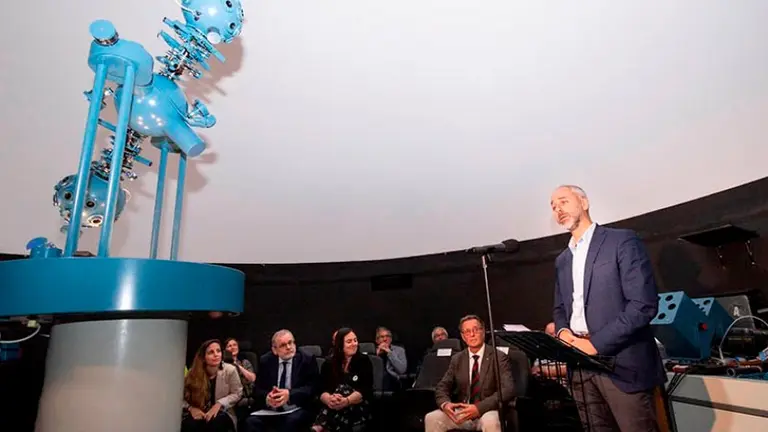 Un momento de la apertura del Planetario.