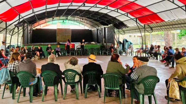 Encuentro en Cabezón de la Sal.