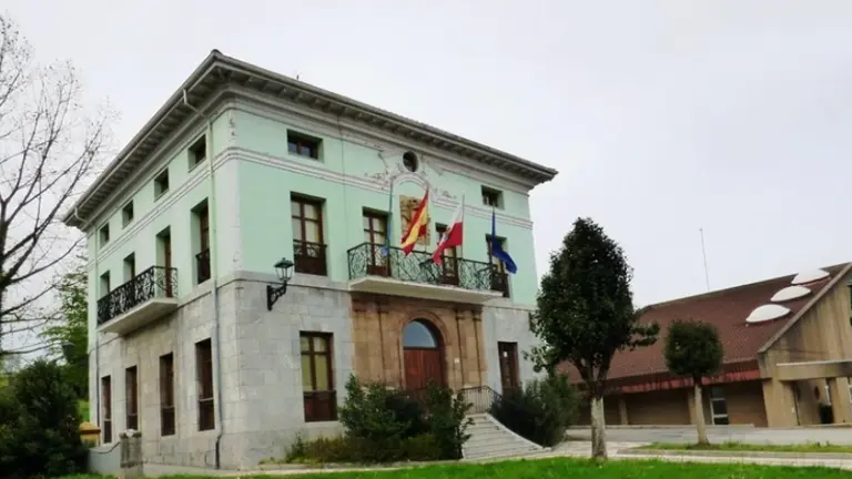 Ayuntamiento de Bárcena Cicero. R.A.