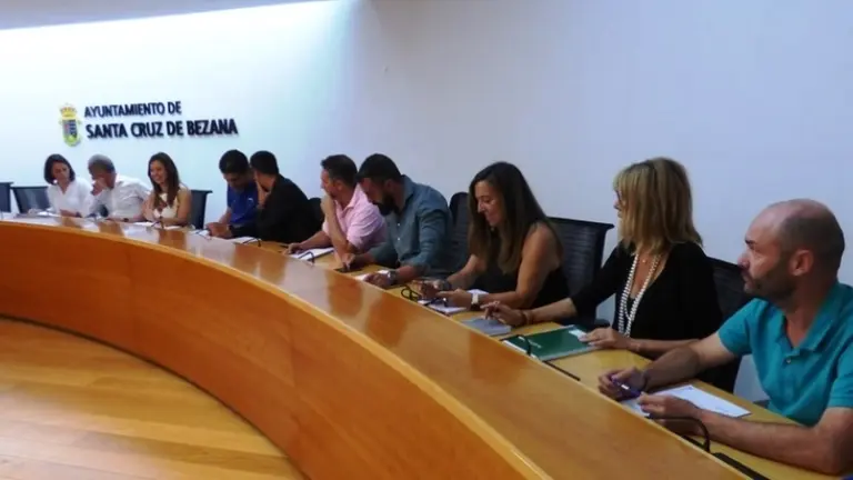 Concejales del equipo de Gobierno en Santa Cruz de Bezana. R.A.