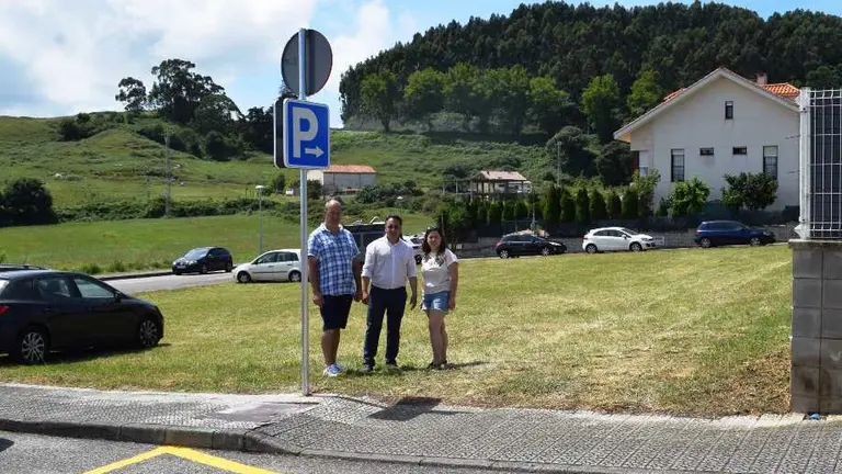 Aparcamiento disuasorio en Liencres.