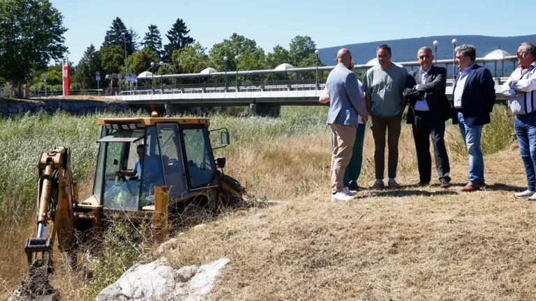 Visita a las obras del puente en Reinosa.