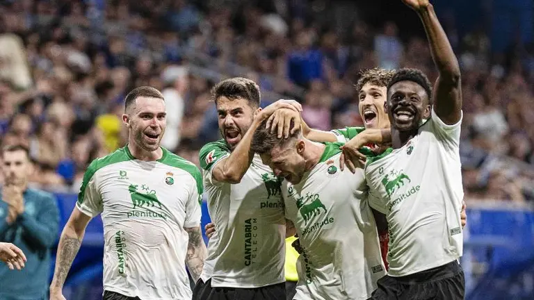 Tras ir perdiendo 1-0, el Racing sacó los tres puntos.