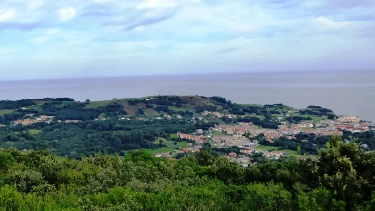 Localidad de Isla, en Arnuero. R.A.