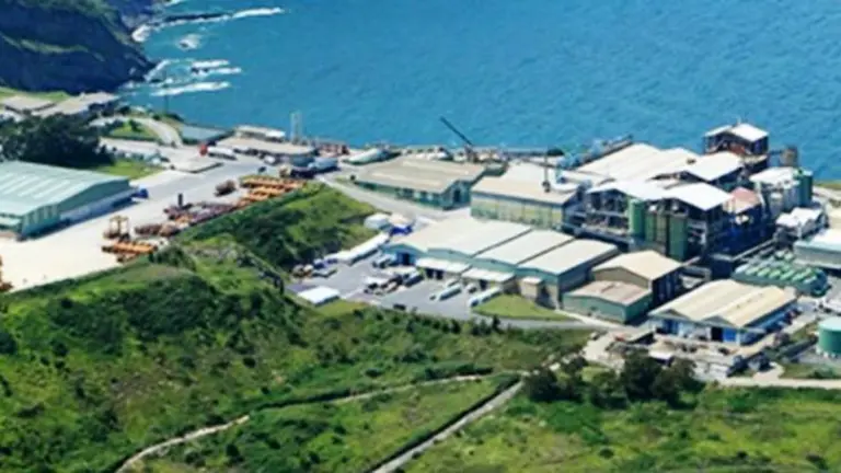 Empresa Derivados del Fl&uacute;or. Web de CCOO en Cantabria