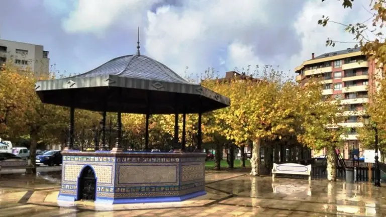 La Alameda en Colindres. R.A.