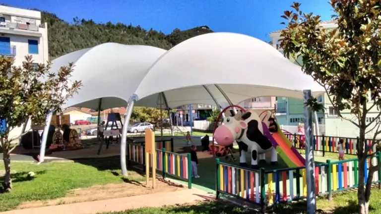 Parque cubierto en Argoños. R.A.