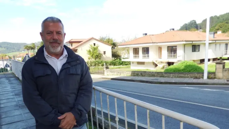 Juanjo Berenguer en el municipio de Meruelo. R.A.