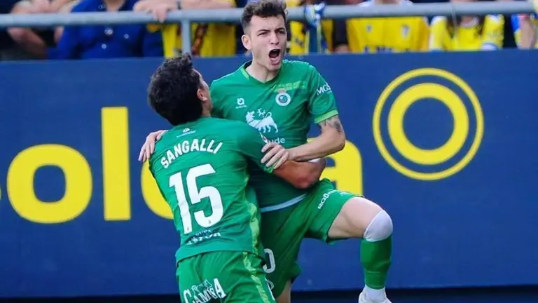 Un gol de Arana dio la victoria al Racing.