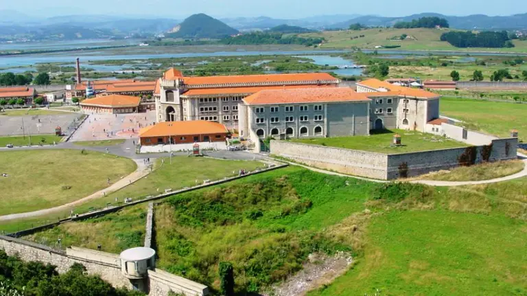 Centro penitenciario El Dueso, en Santoña.