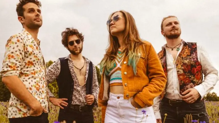 Miembros de Damantra.