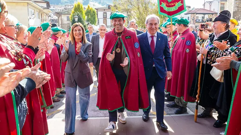 Recibimiento al Orujero Mayor, Quico Taronj&iacute;.