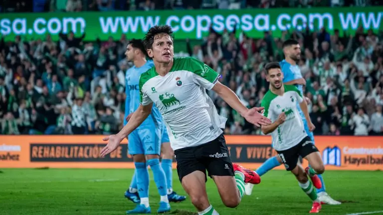 El Racing se medirá al Málaga la próxima jornada.