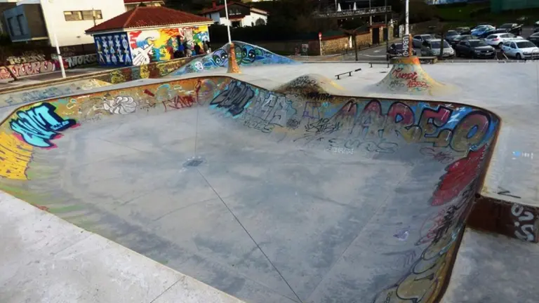 Pista de skate park en Somo. R.A.