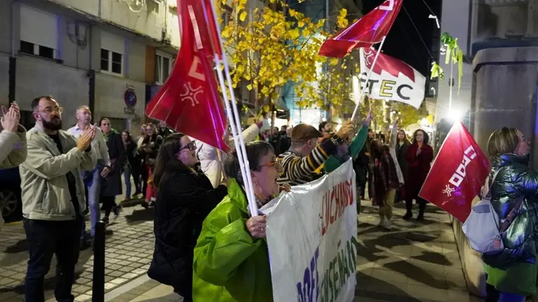 Protesta de los docentes en Peña Herbosa, en Santander