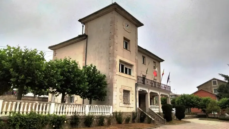 Ayuntamiento de Valdeolea. R.A.