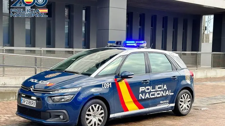 Polic&iacute;a Nacional en Santander.