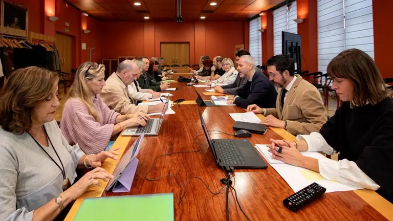 Reuni&oacute;n del Observatorio por la Educaci&oacute;n.