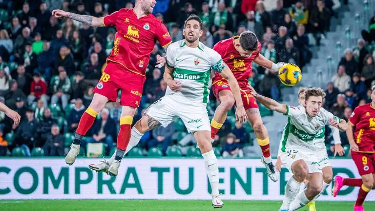 El Racing se coloca segundo en la clasificación.