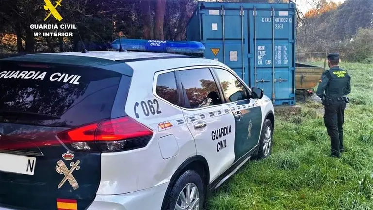 Contenedor en Arnuero.