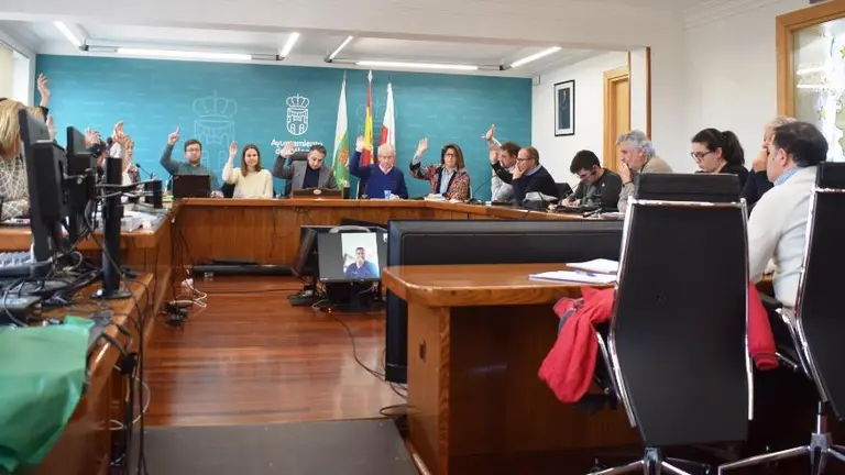 Un momento del Pleno en Piélagos.