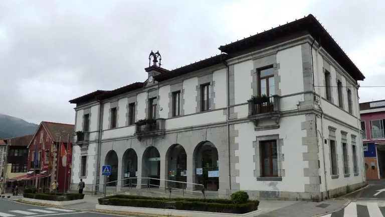 Ayuntamiento de Ramales de la Victoria. R.A.