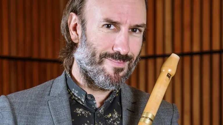 El gaitero Carlos N&uacute;&ntilde;ez.